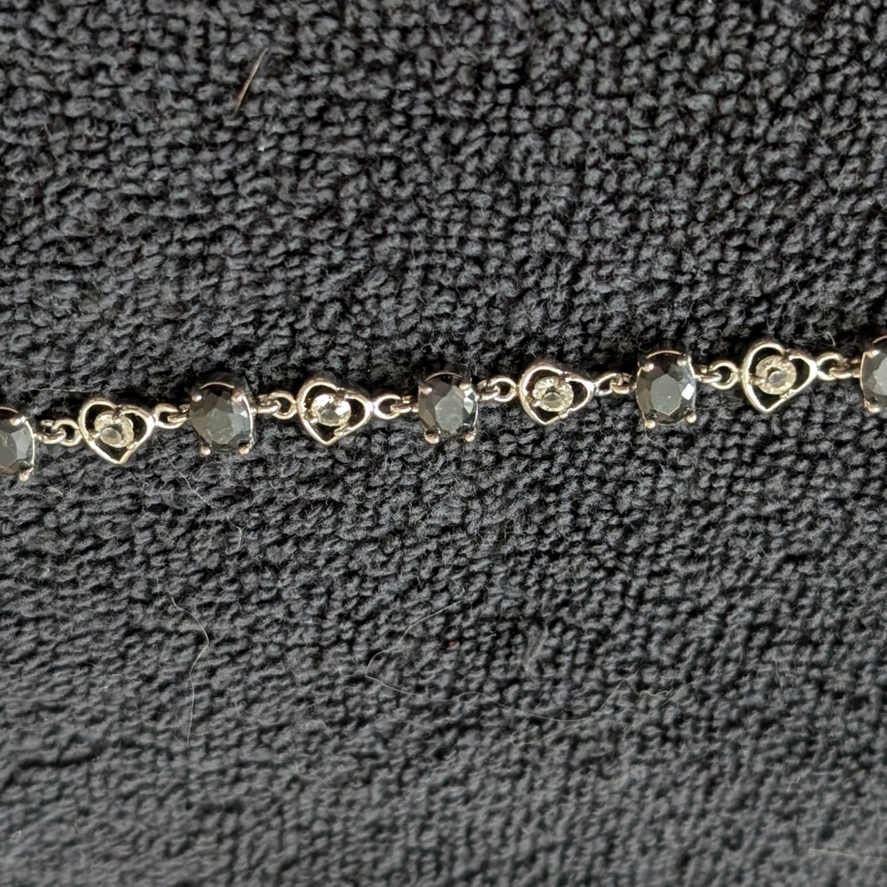 Silver Tone Black Stone Tennis Bracelet Clear Crystal Heart Link Elegant Fashion - Picture 5 of 6
